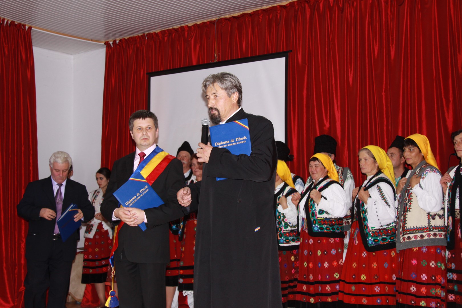 2014-11-09-ziua-fiilor-satului-miroslavesti-26