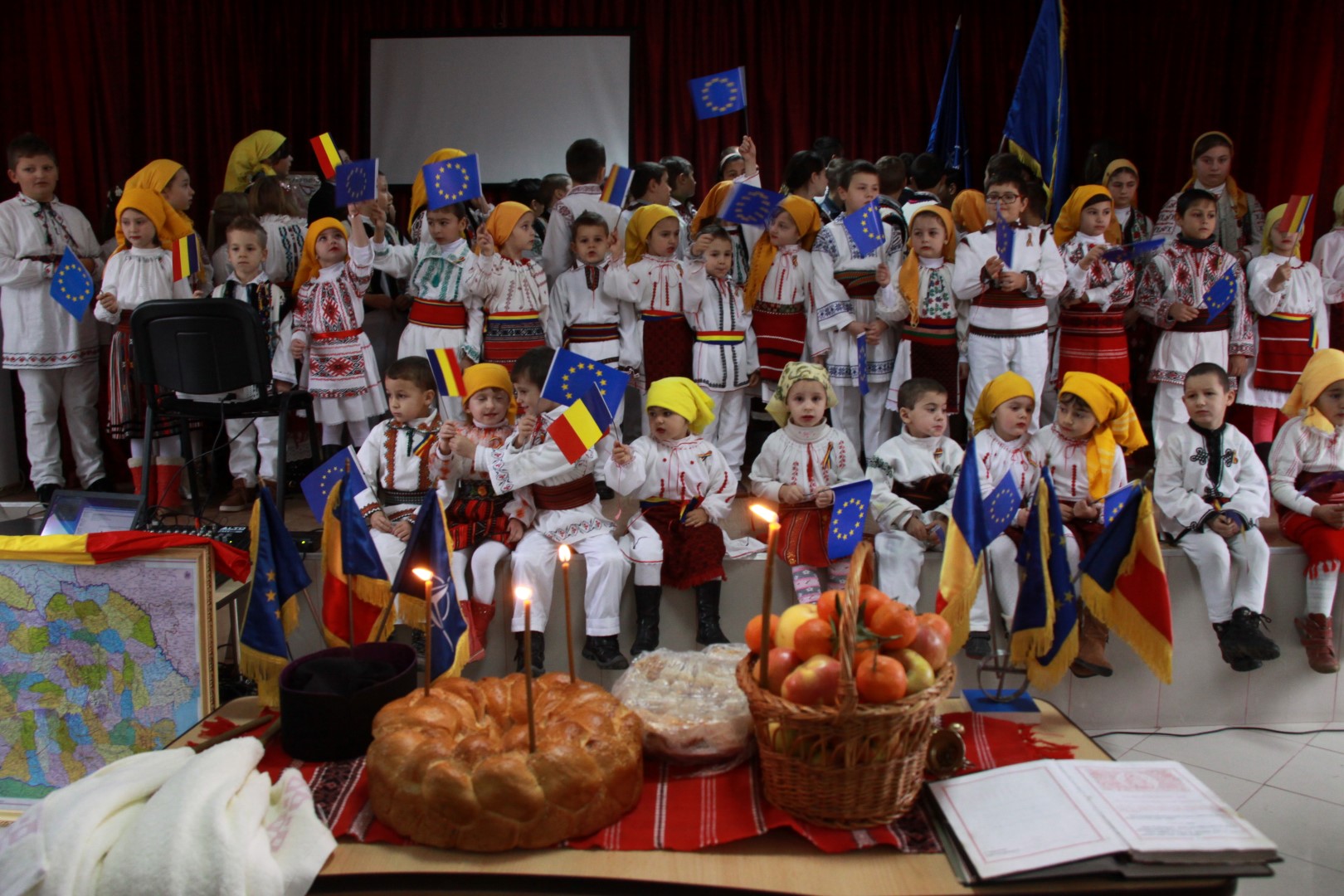 2014-12-01-ziua-marii-uniri-la-miroslavesti-11